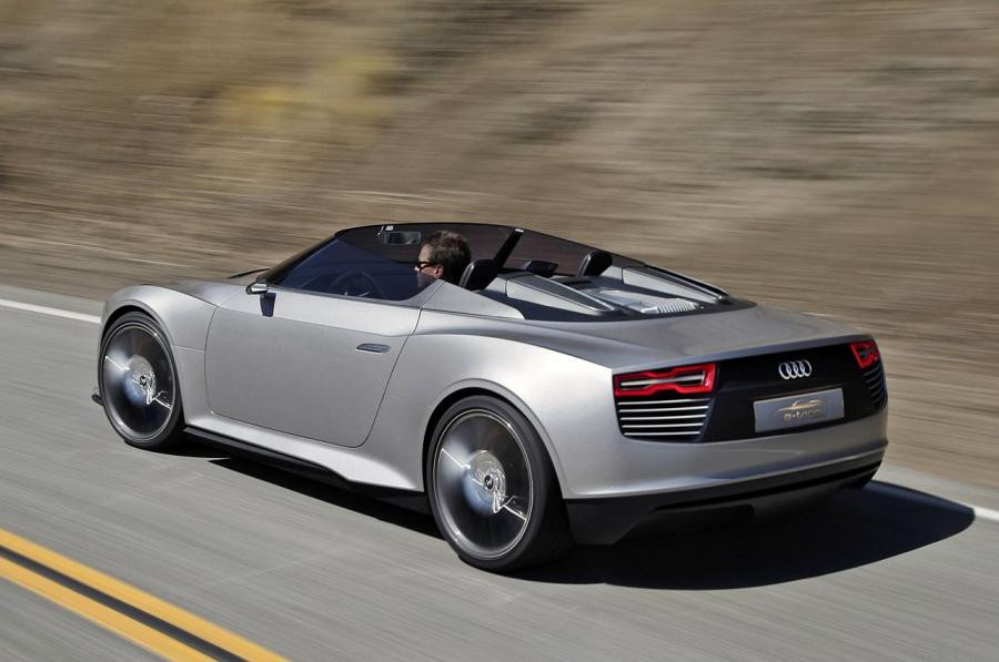  Audi e-Tron Spyder Concept 2010 года  (фото 91 из 105)